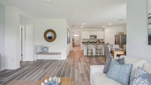 15013 CROSSHALL STREAM DR, Wimauma, FL 33598