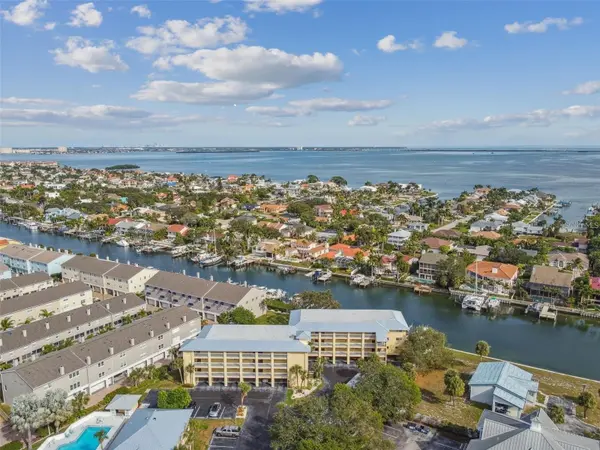1125 PINELLAS BAYWAY S #302, Tierra Verde, FL 33715