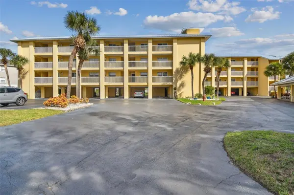 1125 PINELLAS BAYWAY S #302, Tierra Verde, FL 33715