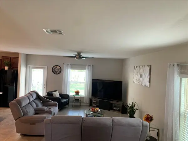 10460 CARLOWAY HILLS DR, Wimauma, FL 33598