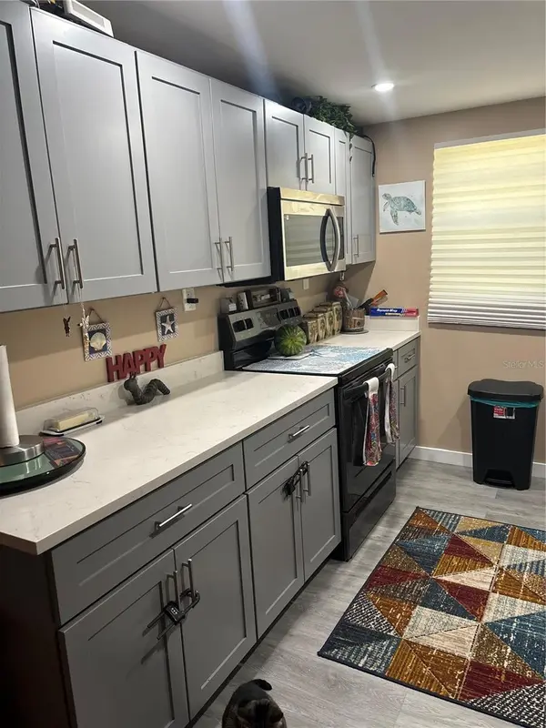 6115 CLIFF AVE, Gibsonton, FL 33534