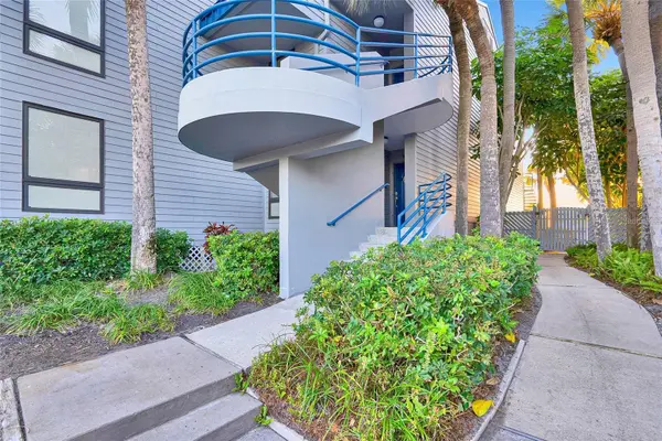 910 PINELLAS BAYWAY S #107, Tierra Verde, FL 33715