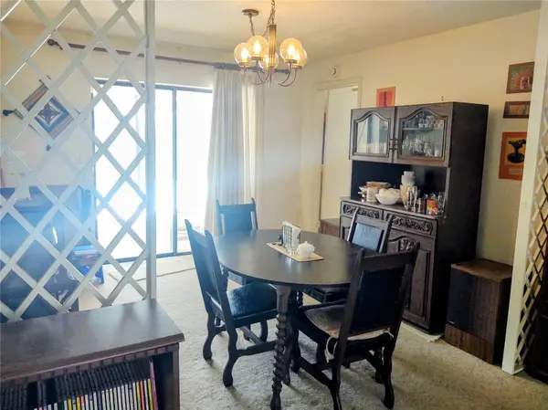 619 RIVIERA BAY DR NE, St Petersburg, FL 33702
