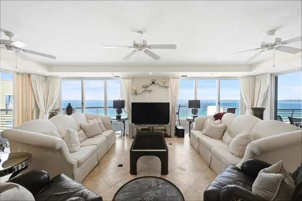 1350 GULF BLVD #901, Clearwater Beach, FL 33767