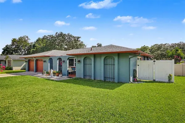 394 BARBERRY LN, Altamonte Springs, FL 32714