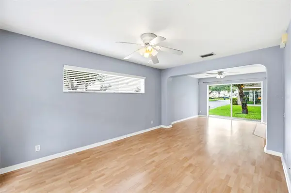 8013 BOONE DR, Largo, FL 33773