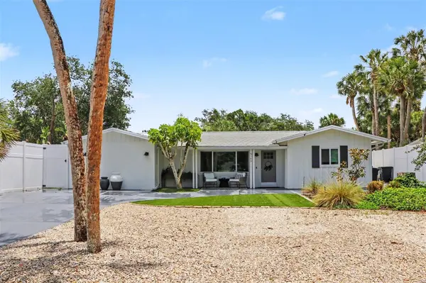 5143 SANDY BEACH AVE, Sarasota, FL 34242