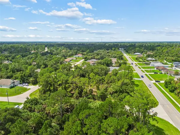 13 S CHAMBERLAIN BLVD, North Port, FL 34286