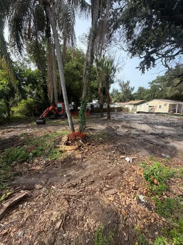 7800 46TH AVE N, St Petersburg, FL 33709