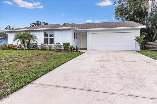 5011 LEON DR, Palmetto, FL 34221