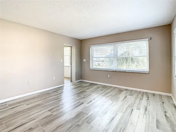 4575 COVE CIR #309, St Petersburg, FL 33708