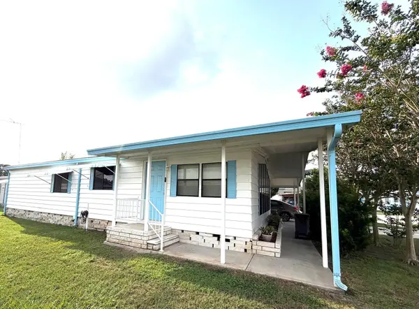 3937 CHRIS DR, Wesley Chapel, FL 33543