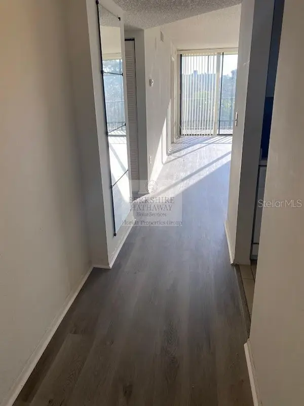 800 COVE CAY DR #5D, Clearwater, FL 33760