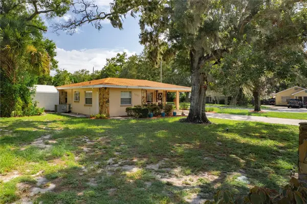 1901 E PARIS ST, Tampa, FL 33610