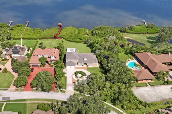 12816 HARBORWOOD DR, Largo, FL 33774