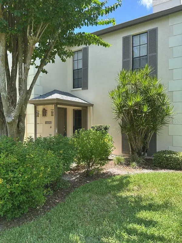 13046 VILLAGE CHASE CIR #13046, Tampa, FL 33618