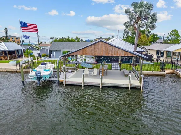 3422 W SHELL POINT RD, Ruskin, FL 33570
