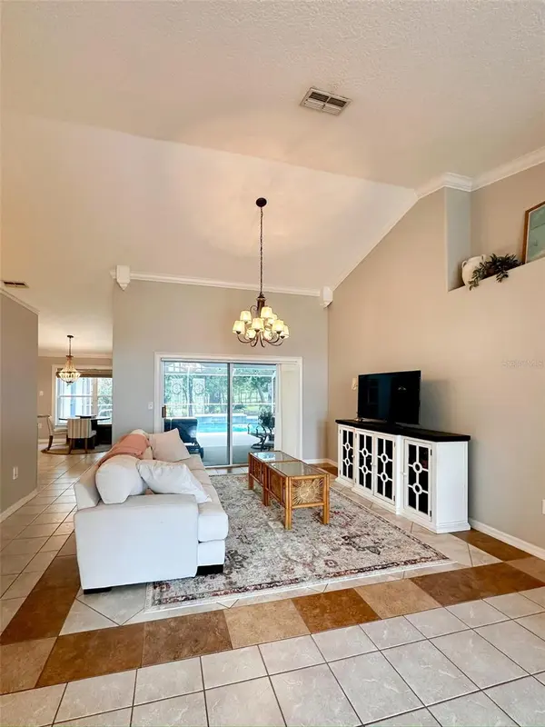 9233 IRONDALE LN, Hudson, FL 34667