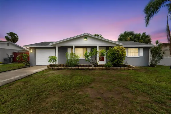 3533 WILSON DR, Holiday, FL 34691