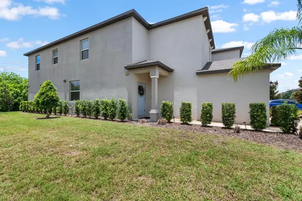 635 ROYAL EMPRESS DR, Ruskin, FL 33570