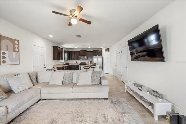 9335 AMERICAN HICKORY LN, Riverview, FL 33578