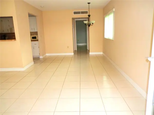 201 KINGS BLVD #15, Sun City Center, FL 33573