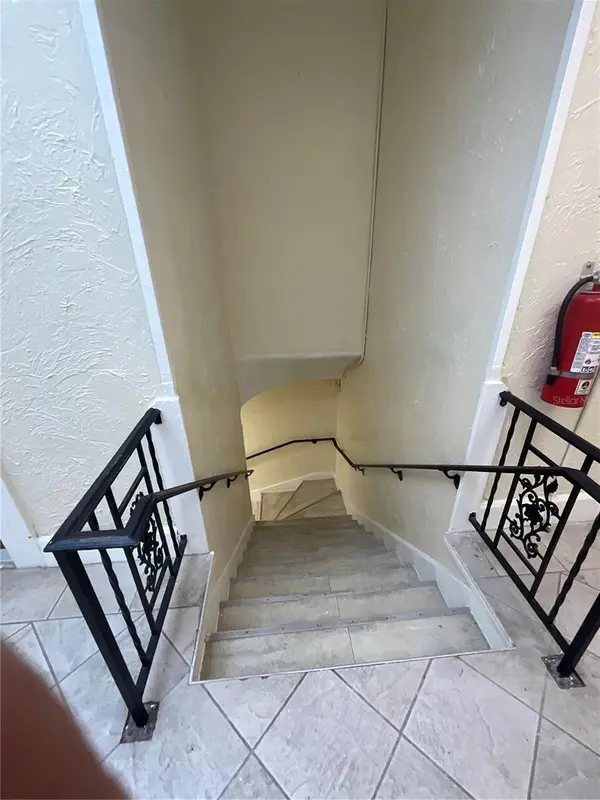 2608 CENTRAL AVE #4, St Petersburg, FL 33712