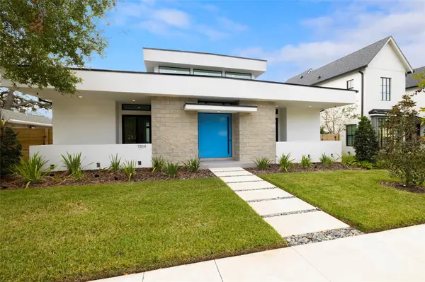 1304 W FRIBLEY ST, Tampa, FL 33603