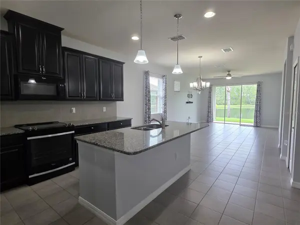 4939 AUTUMN RIDGE DR, Wesley Chapel, FL 33545