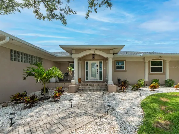 1826 VENETIAN POINT DR, Clearwater, FL 33755