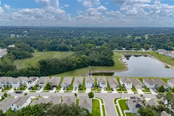 13648 WHISKEY DAISY DR, Dade City, FL 33525