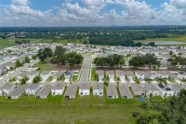 13648 WHISKEY DAISY DR, Dade City, FL 33525