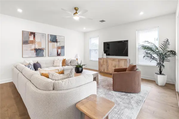 4421 W BAY COURT AVE, Tampa, FL 33611