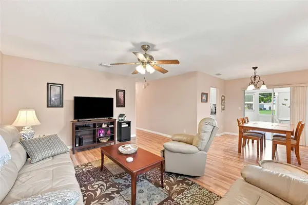 1906 CANTERBURY LN #28, Sun City Center, FL 33573