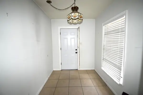 204 SHORE DR W, Oldsmar, FL 34677