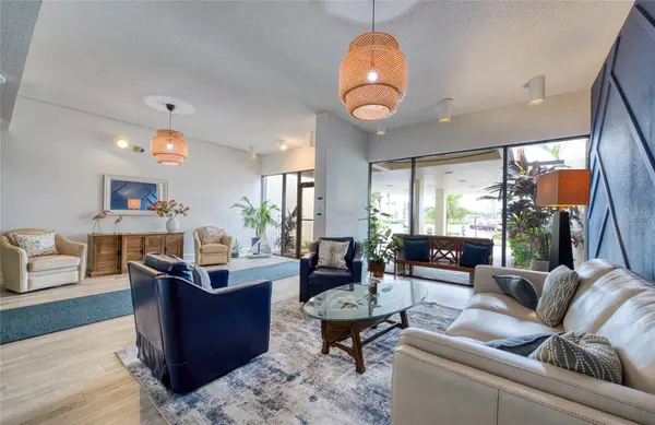 7400 SUN ISLAND DR S #709, South Pasadena, FL 33707