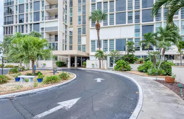 7400 SUN ISLAND DR S #709, South Pasadena, FL 33707