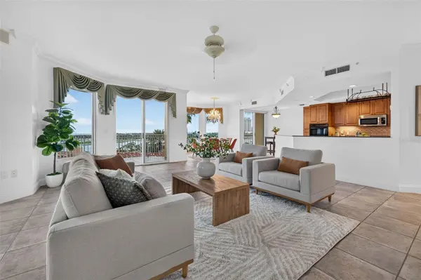 555 5TH AVE NE #521, St Petersburg, FL 33701