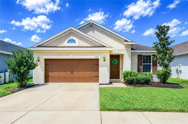 4749 ROLLING GREEN DR, Wesley Chapel, FL 33543