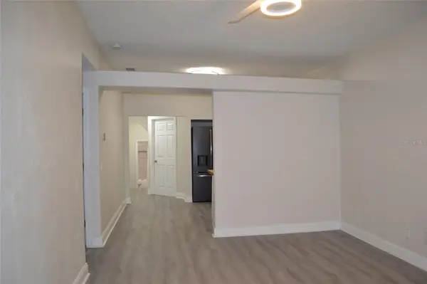8210 N KLONDYKE ST, Tampa, FL 33604