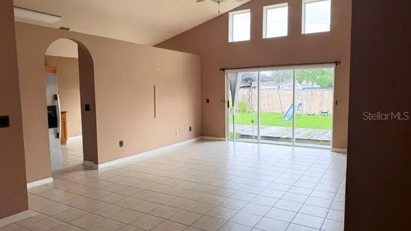 1120 VINETREE DR, Brandon, FL 33510
