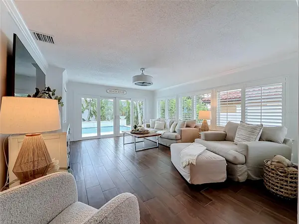 2931 ALTON DR, St Pete Beach, FL 33706