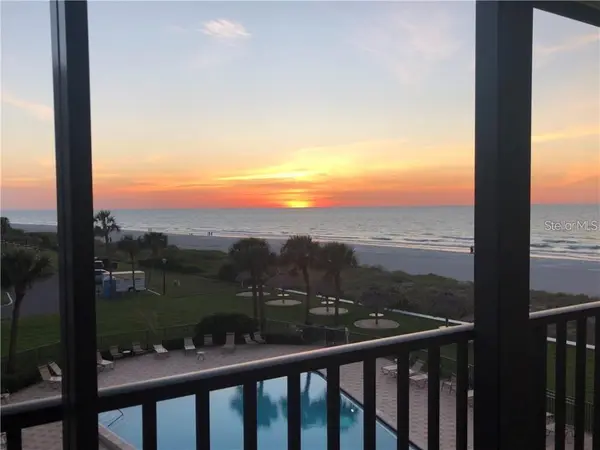 1460 GULF BLVD #302, Clearwater, FL 33767