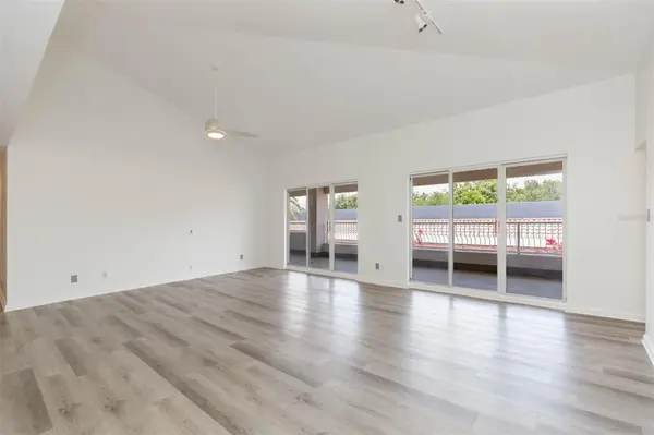 1653 W SNOW CIR #1653, Tampa, FL 33606