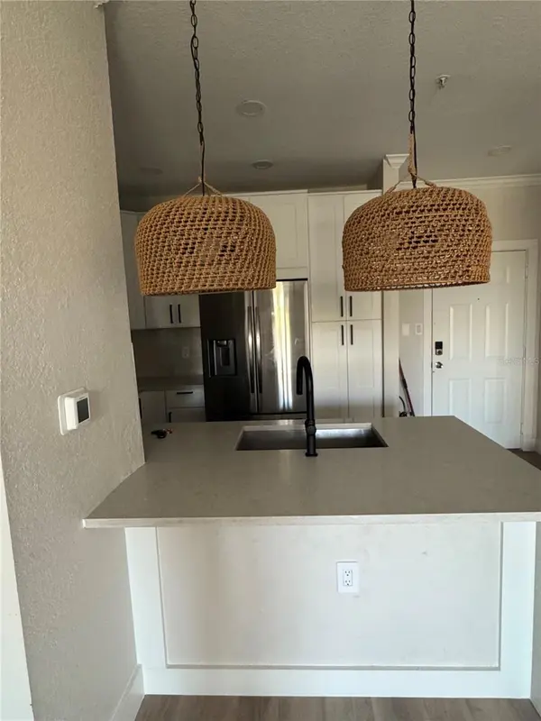 5000 CULBREATH KEY WAY #8-122, Tampa, FL 33611