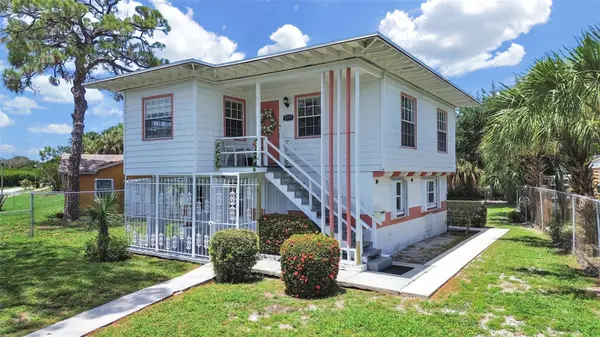 2371 7TH ST S, St Petersburg, FL 33705