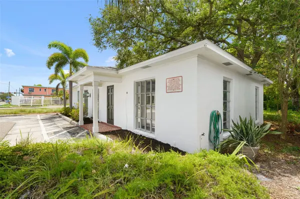 1455 COURT ST, Clearwater, FL 33756