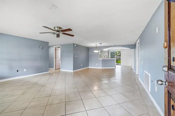 6145 MAPLEWOOD DR, New Port Richey, FL 34653