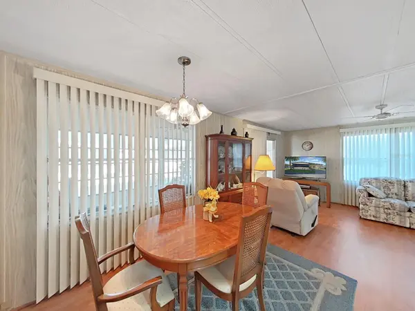 12501 ULMERTON RD #140, Largo, FL 33774