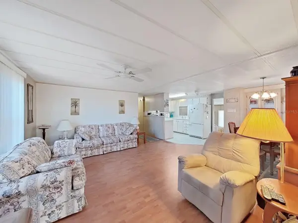 12501 ULMERTON RD #140, Largo, FL 33774